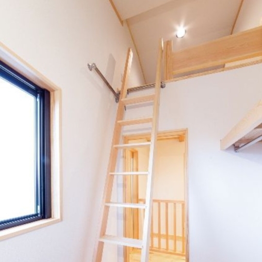 ナチュラルな多目的スペース